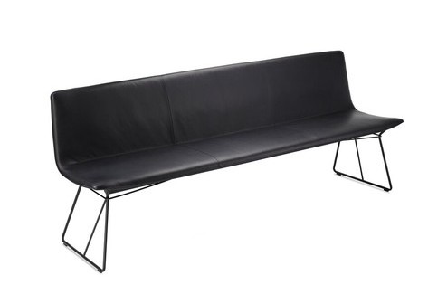 Amelie Bench